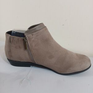Comfortview Women Bexley #08315 Bootie Faux Suede Taupe Side Zipper 12WW NEW